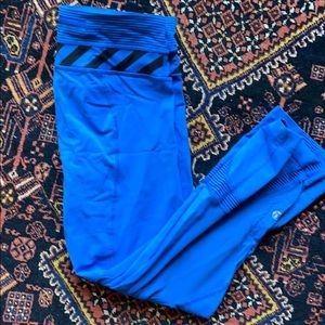 Royal blue Lululemons